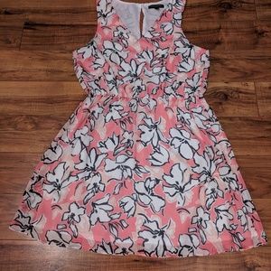 [10] High Waisted Banana Republic Floral Dress